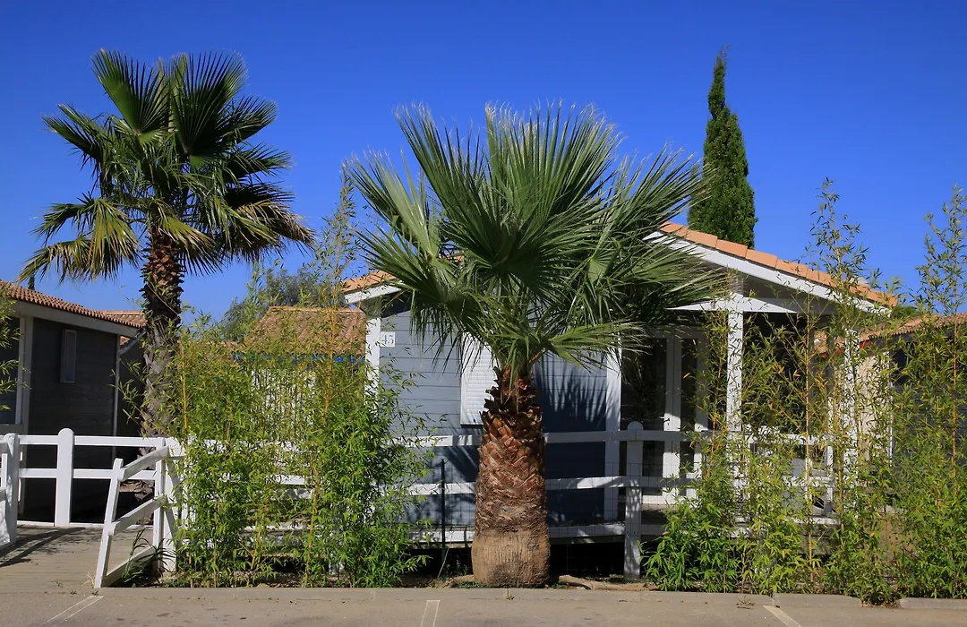 Camping Hameau Des Cannisses-1