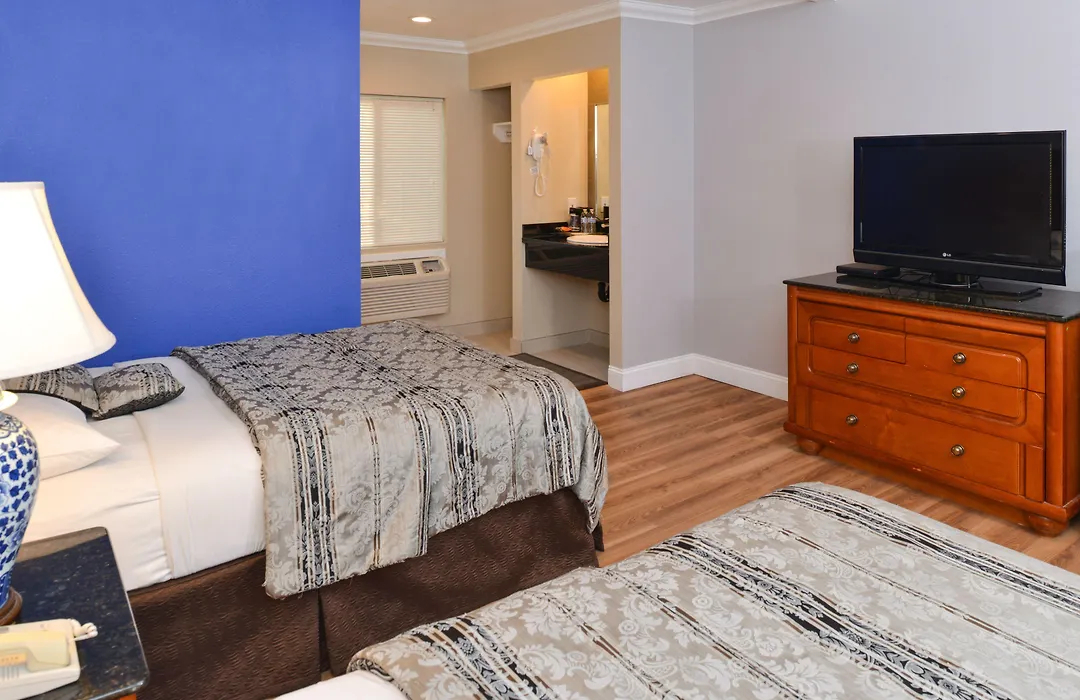 Highlander Motel-1