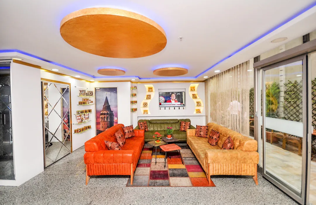 White Palace Hotel-1