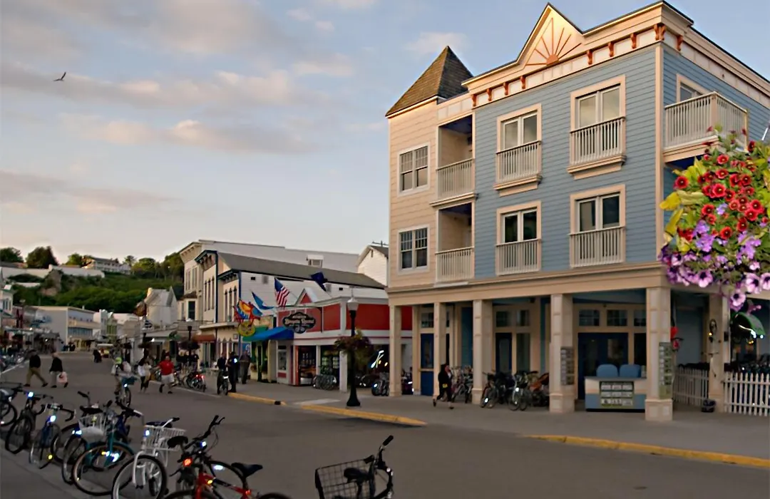 Bicycle Street Inn And Suites-1