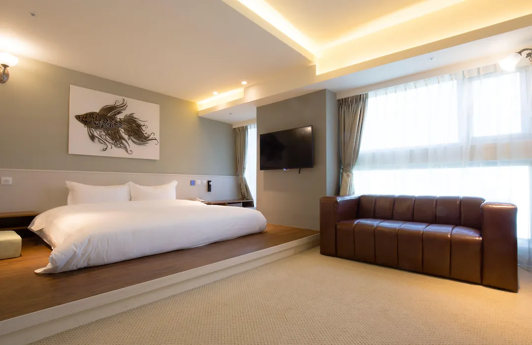 Walker Hotel. Ximen-1