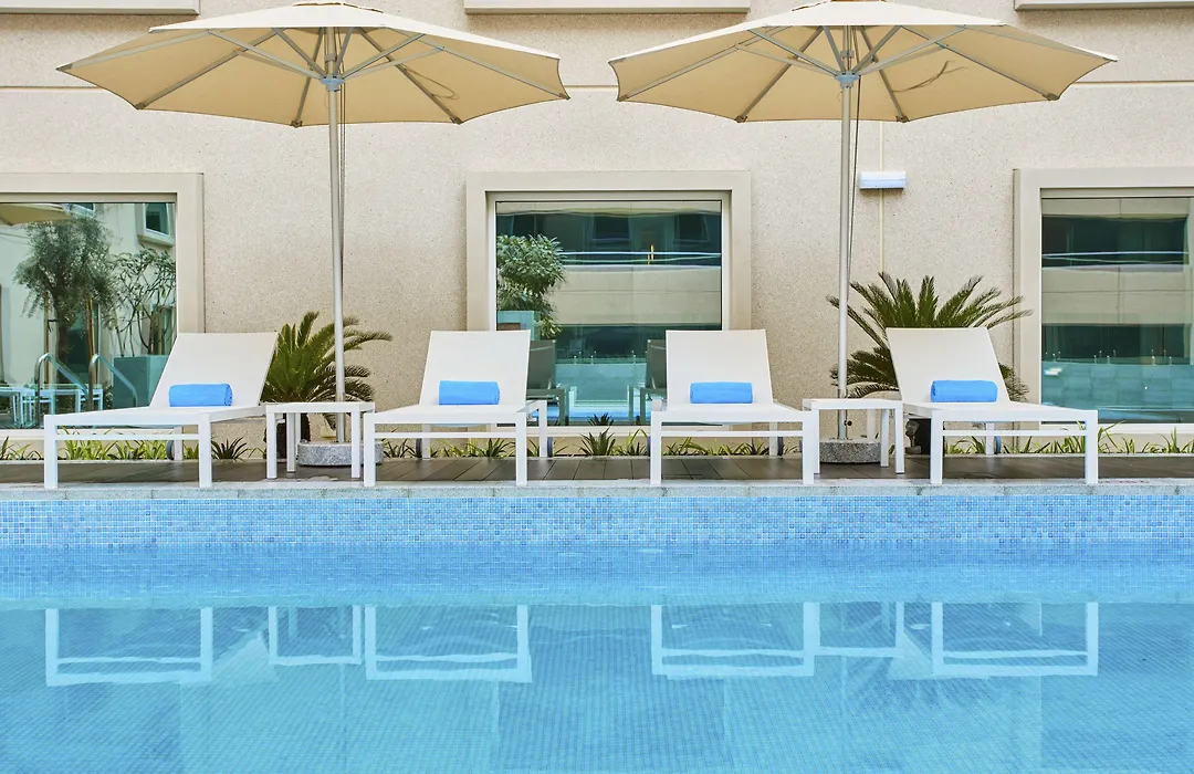 Hilton Garden Inn Dubai, Mall Avenue-1