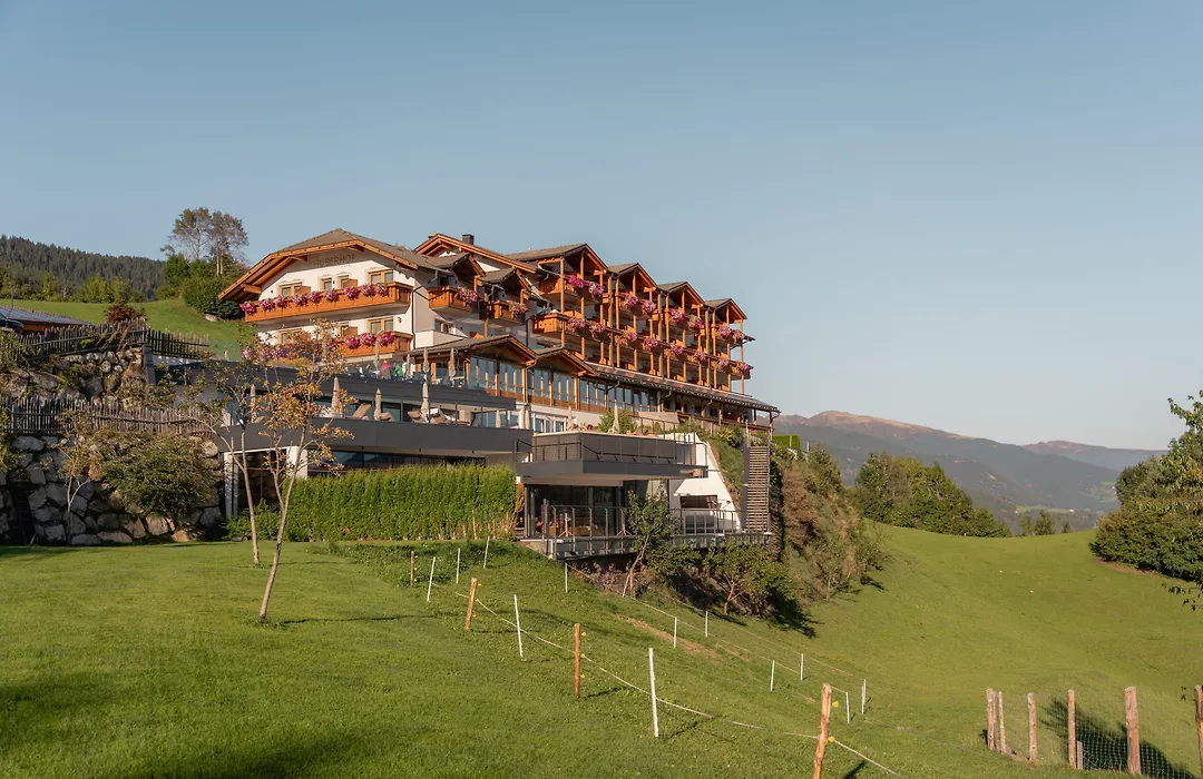 Panoramahotel Huberhof-1