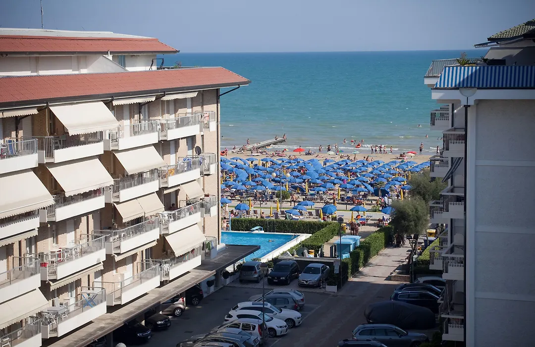 Hotel Tropical-1