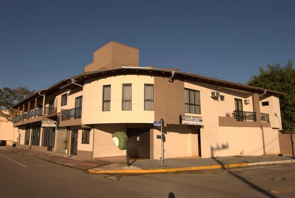 Novo Hotel Tinho-1