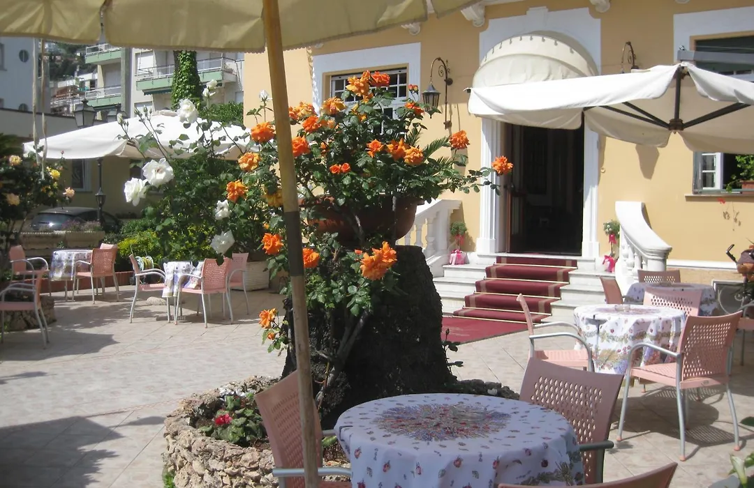 Hotel Villa Igea-1