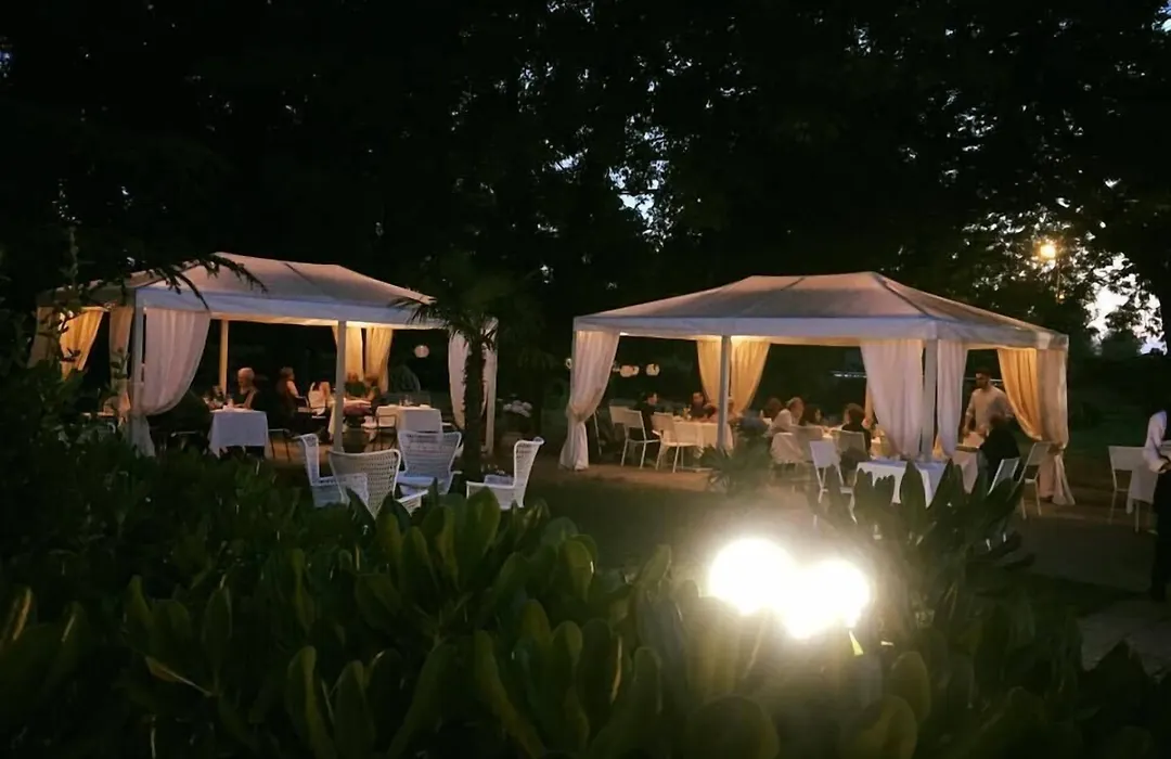 Hotel Gama-1