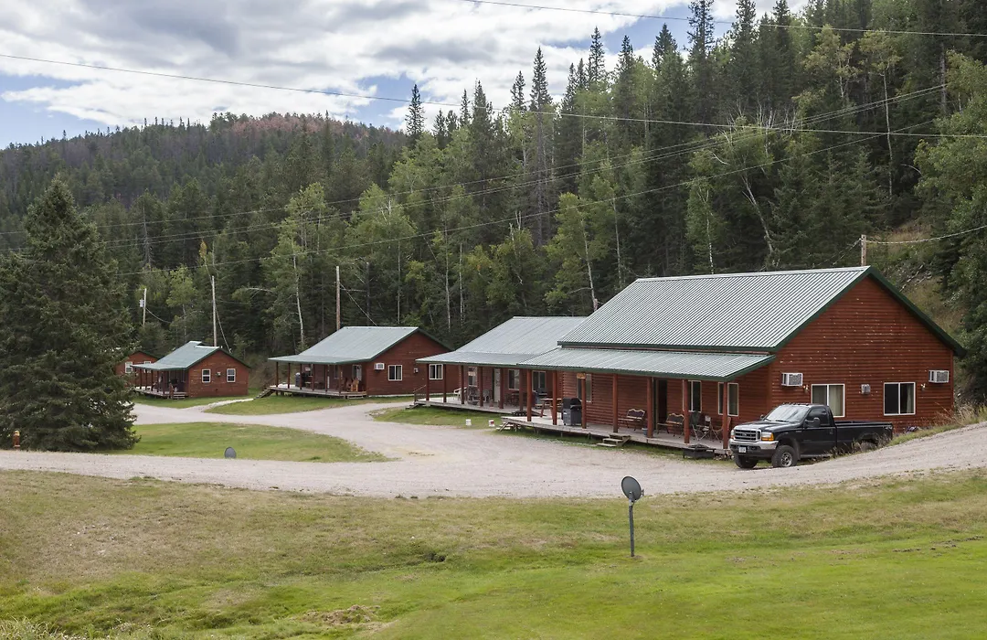 Cole Cabins-1