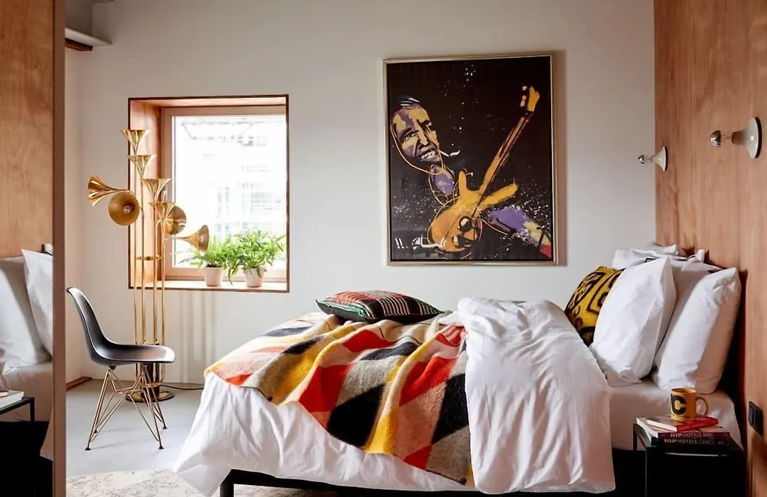 Q-Factory Hotel-1