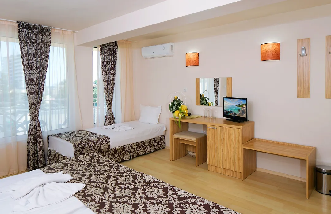 Karlovo Hotel-1