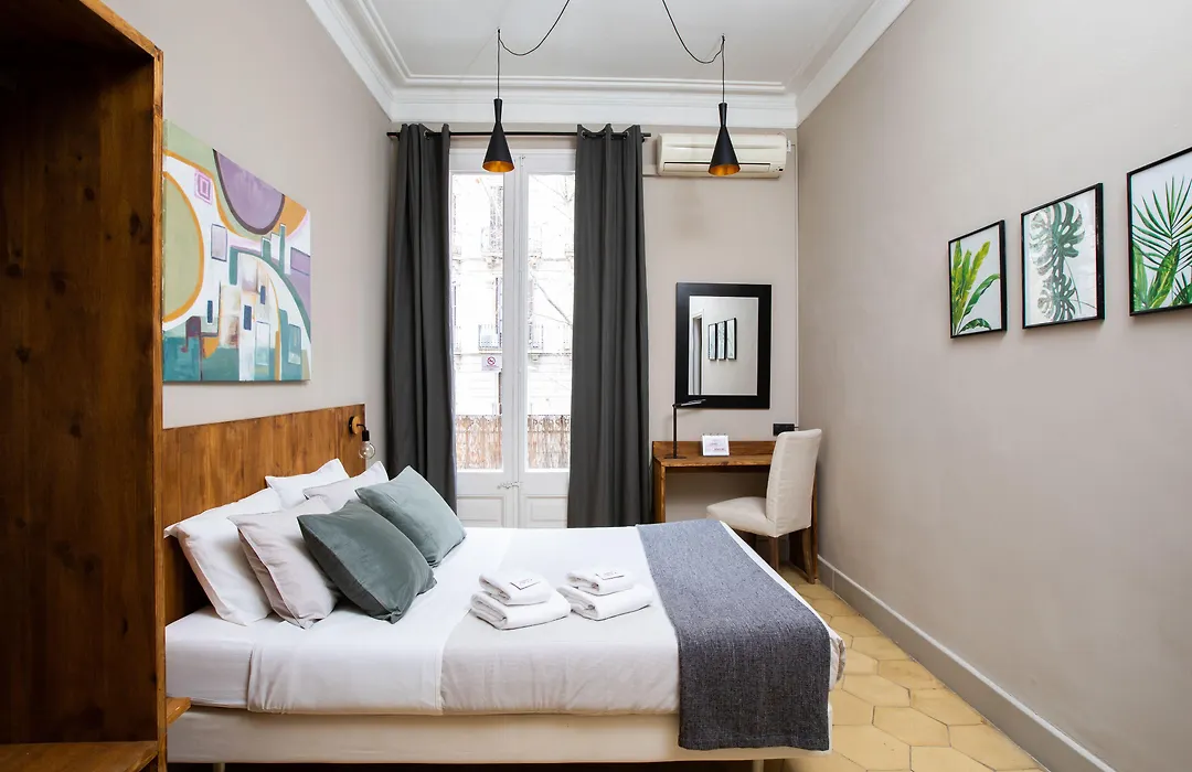 Jardinets Guest House-1