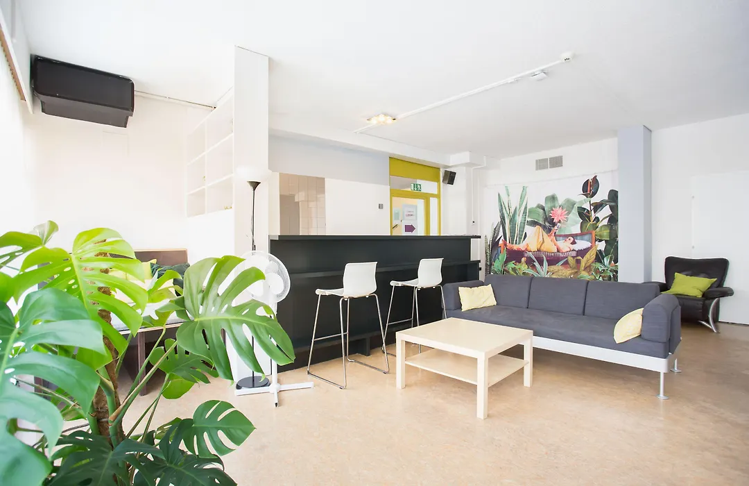Alibi Hostel-1