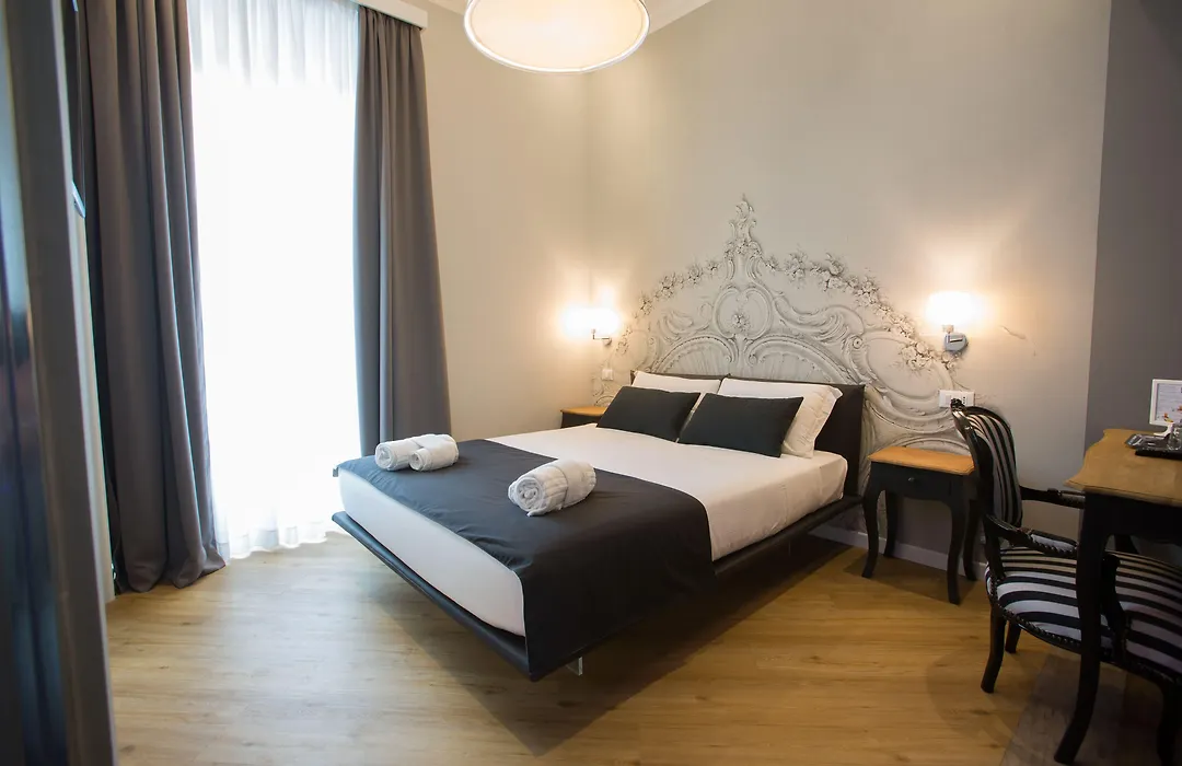 Ara Suite-1