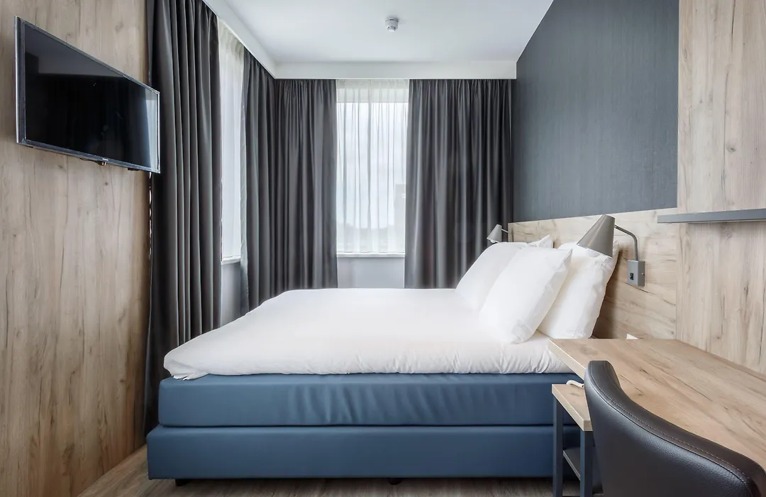 Joy Hotel-1