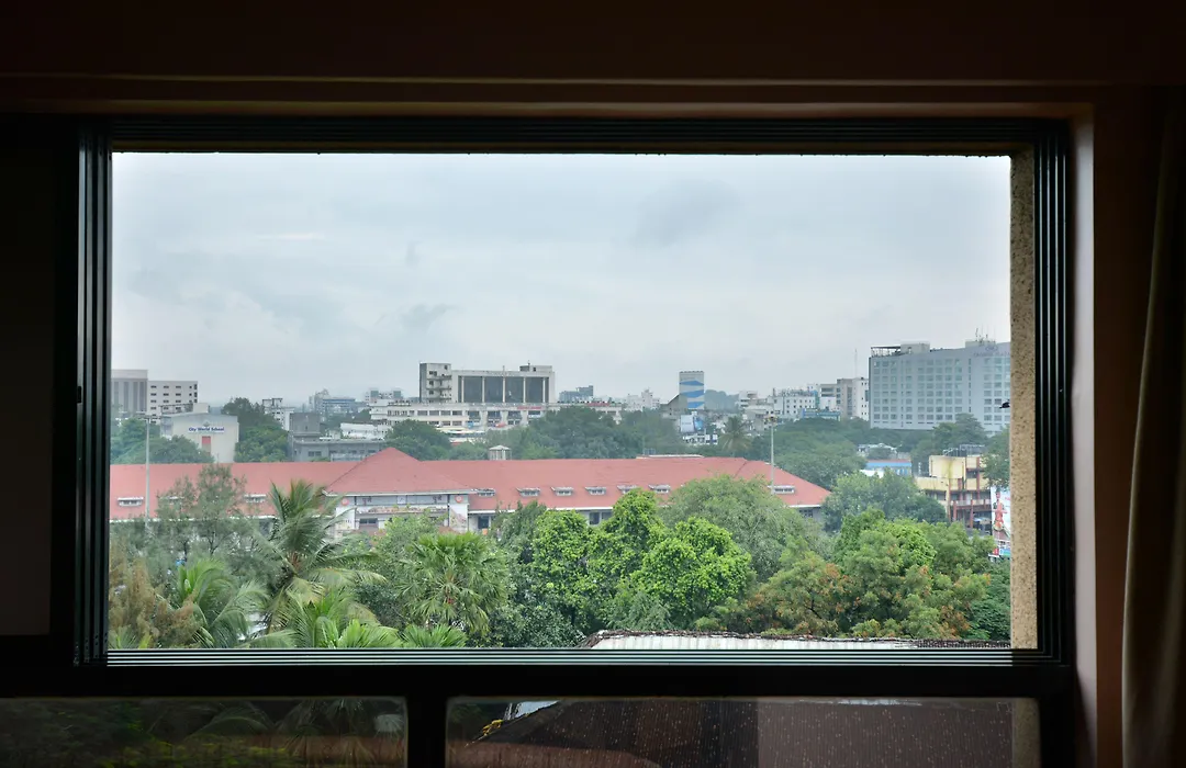 The Samrat Hotel Near Pune Railway Station-1