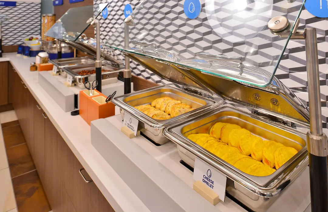 Holiday Inn Express & Suites Raleigh Airport - Brier Creek By Ihg-1