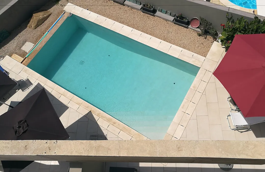 Art House Quartu - Margine Rosso-1