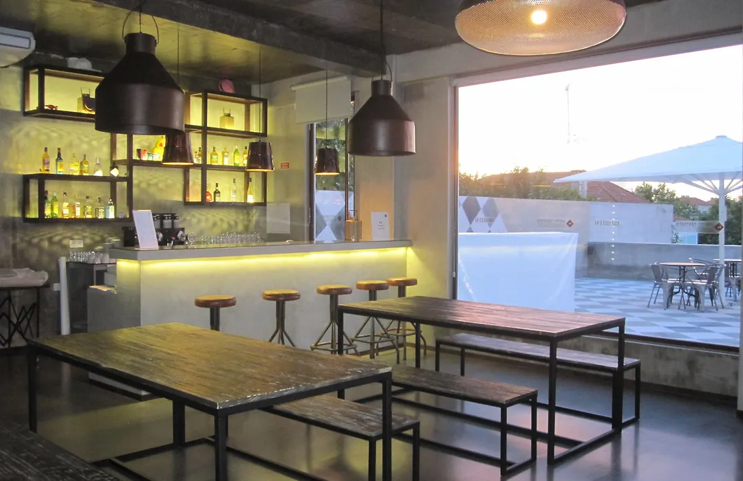 N1 Hostel Apartments And Suites-1