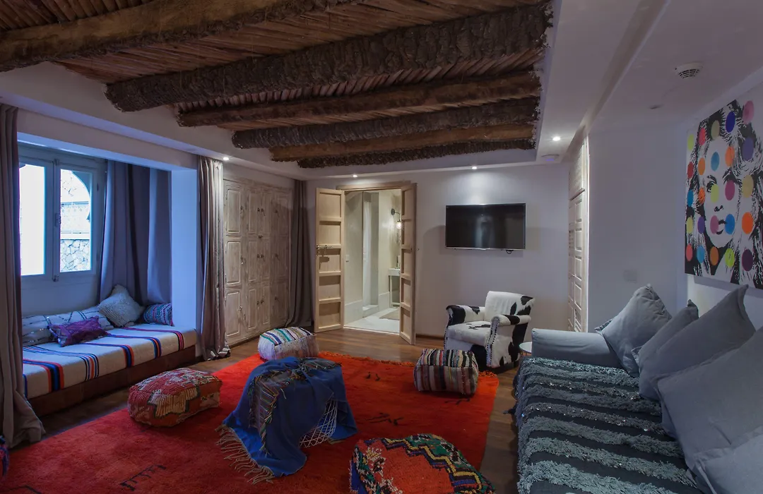 Bck Art Riad-1