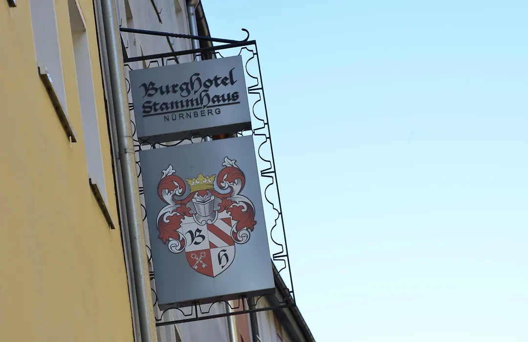 Burghotel Stammhaus-1