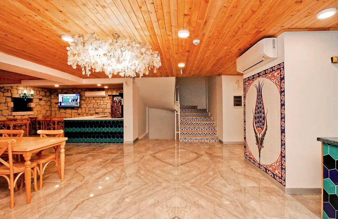 Dam Hotel Lara-1