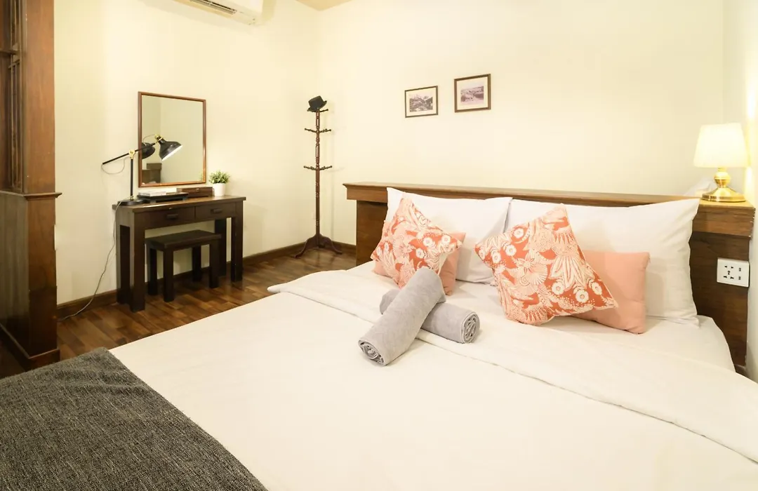 Niras Bankoc Hostel-1