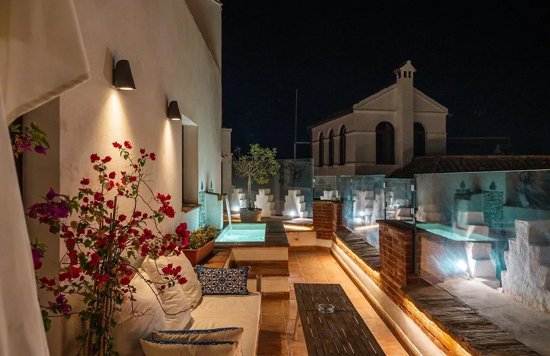 La Ermita Suites - Único Hotel Monumento de Córdoba-1