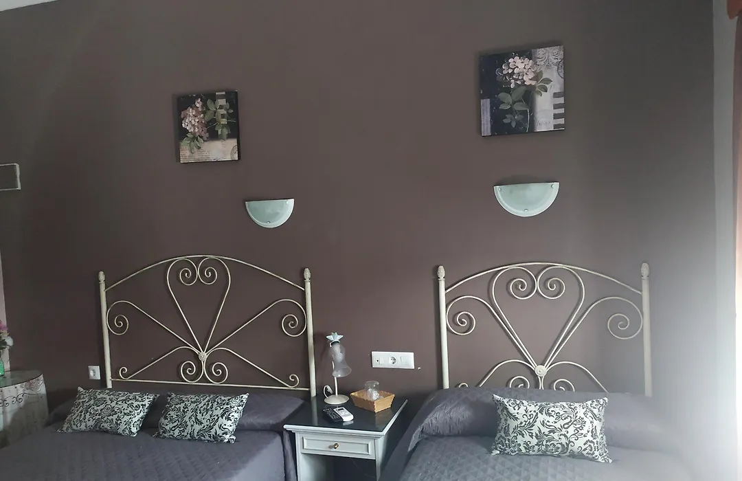 Hostal Andalucia De Arcos-1