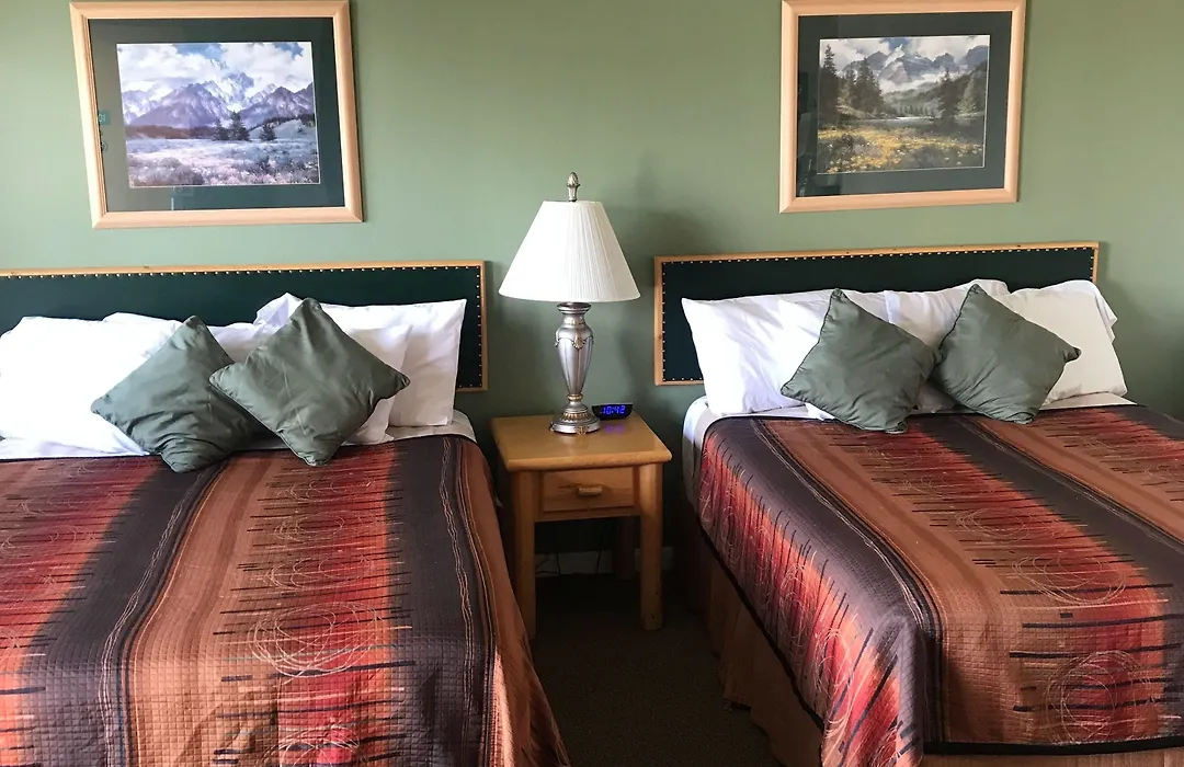 Green Gables Inn-1