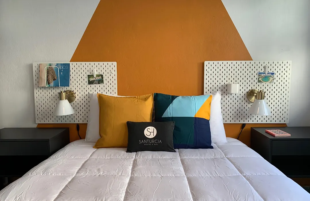 Santurcia Hostel (Adults Only)-1