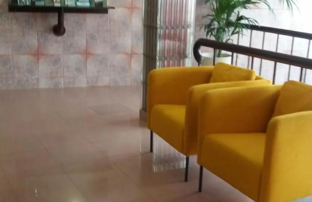 Hostal Residencia Cardona-1