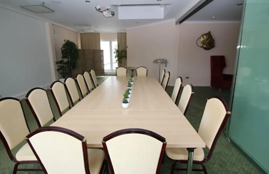 Lindemann Hotel-1