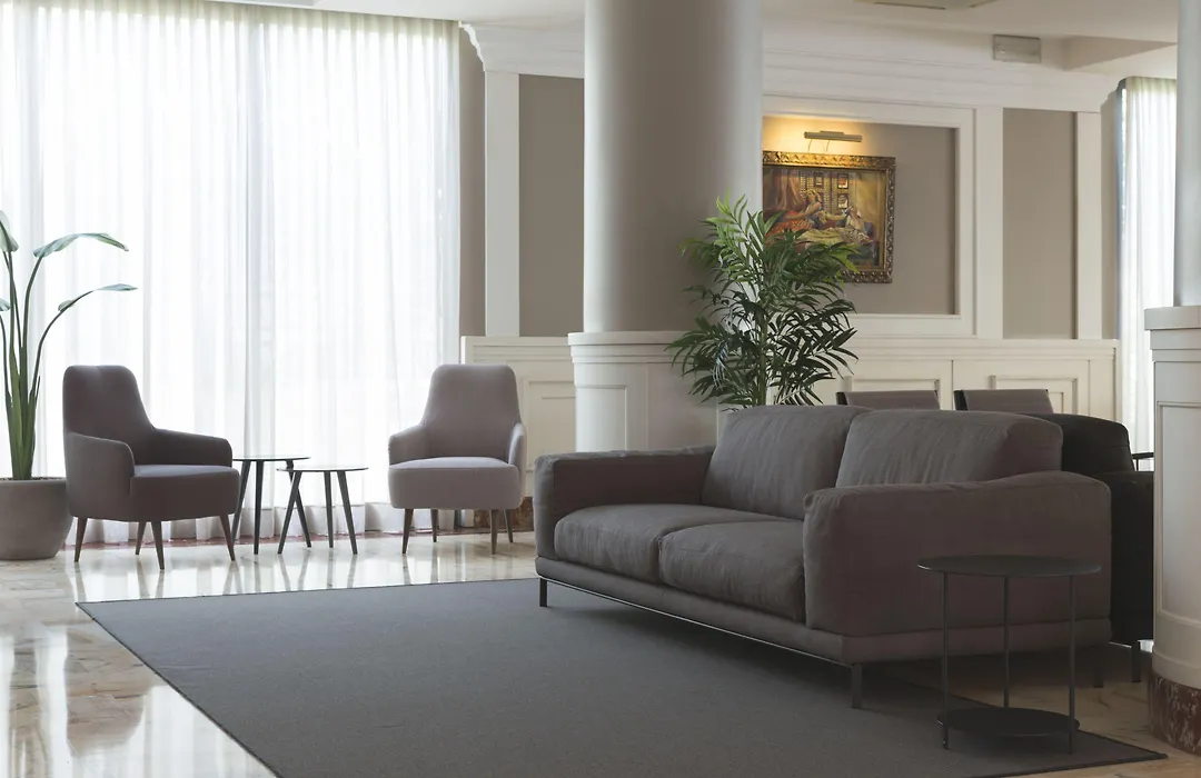 Hotel Cambridge-1