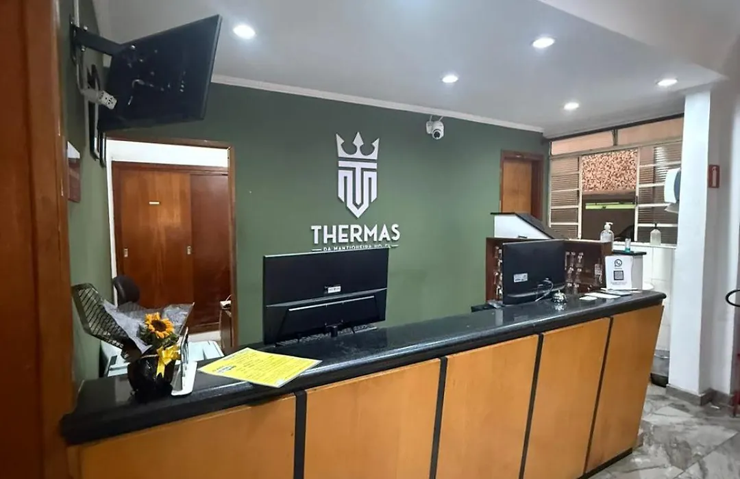 Hotel Thermas da Mantiqueira - Poços de Caldas - De frente para a Praça Central e Relógio Floral-1