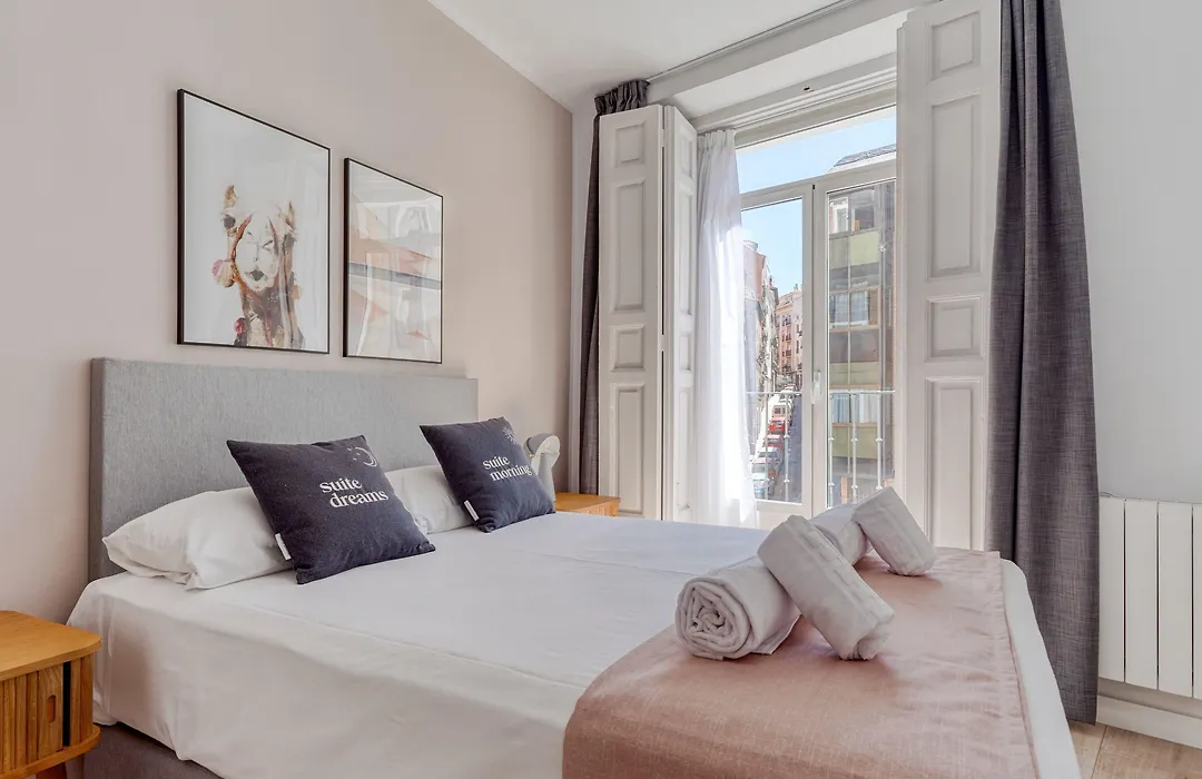 limehome Madrid Calle Ave María-1