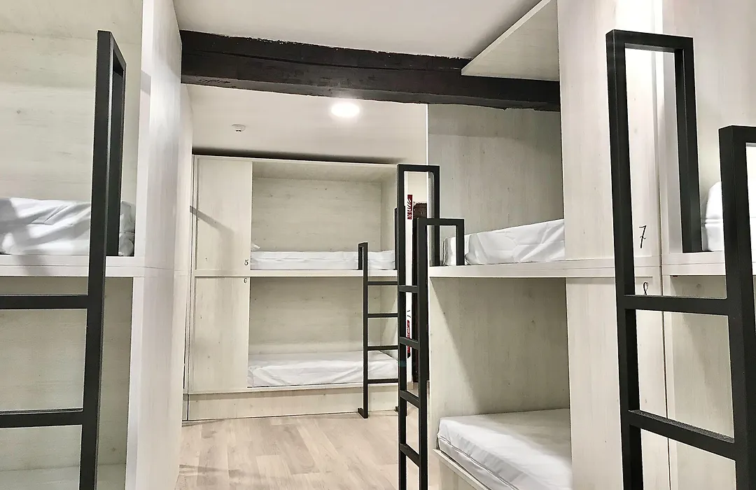 Hostel Quartier Leon Jabalquinto-1