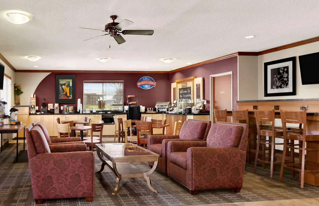 Baymont By Wyndham Golden/Red Rocks-1