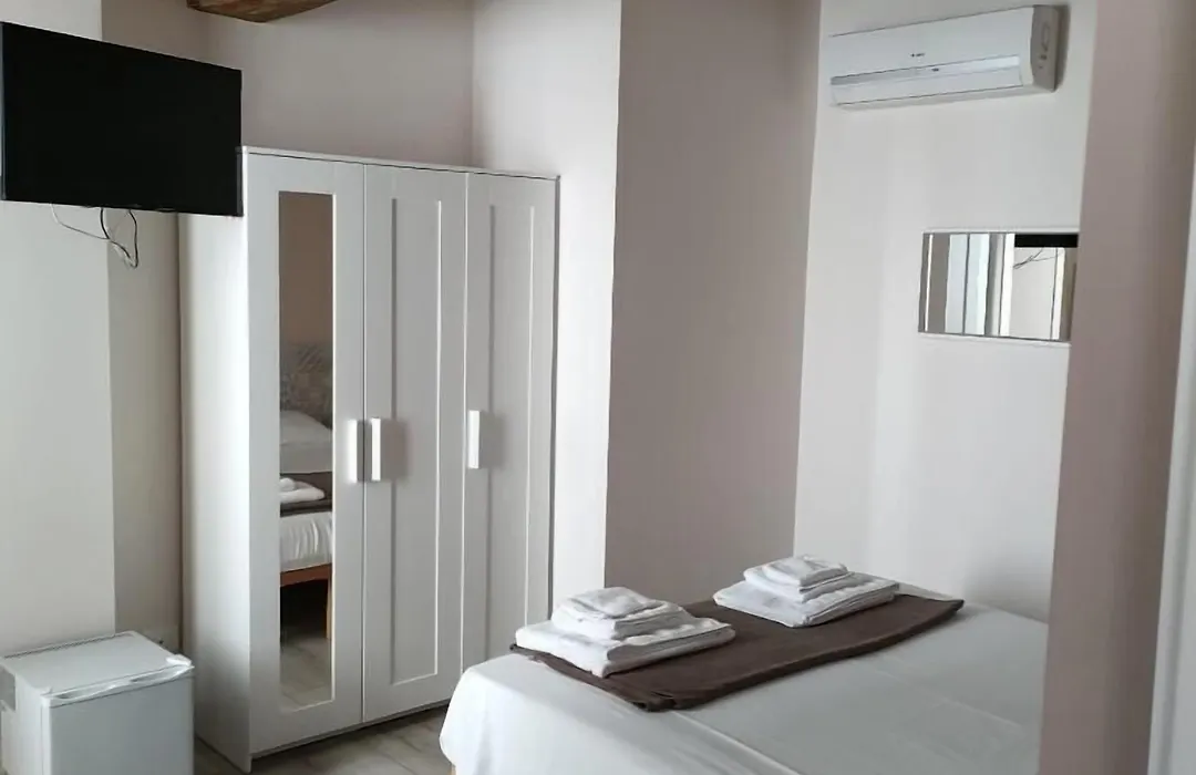 Residenza Borgo Guazzo-1
