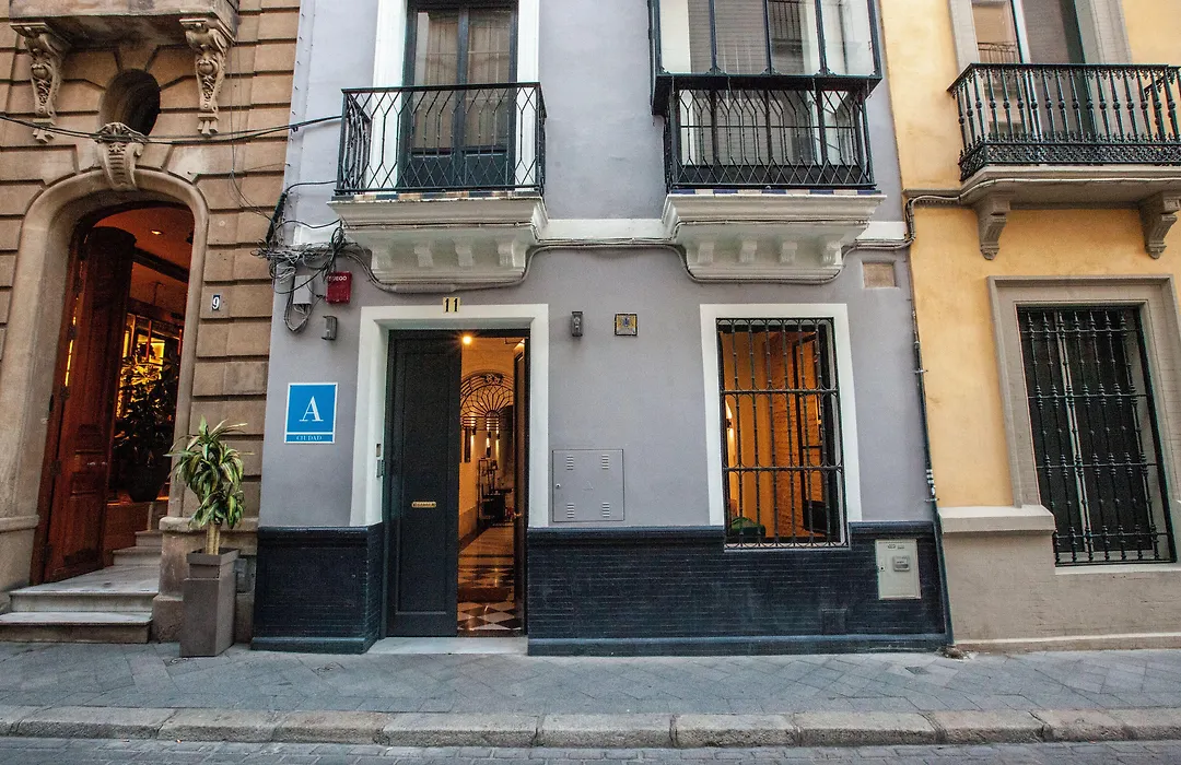 Hostel Ibarra By Bossh! Hotels-1