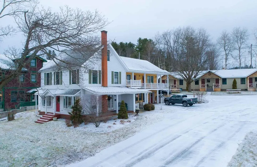The Snowshoe Lodge-1
