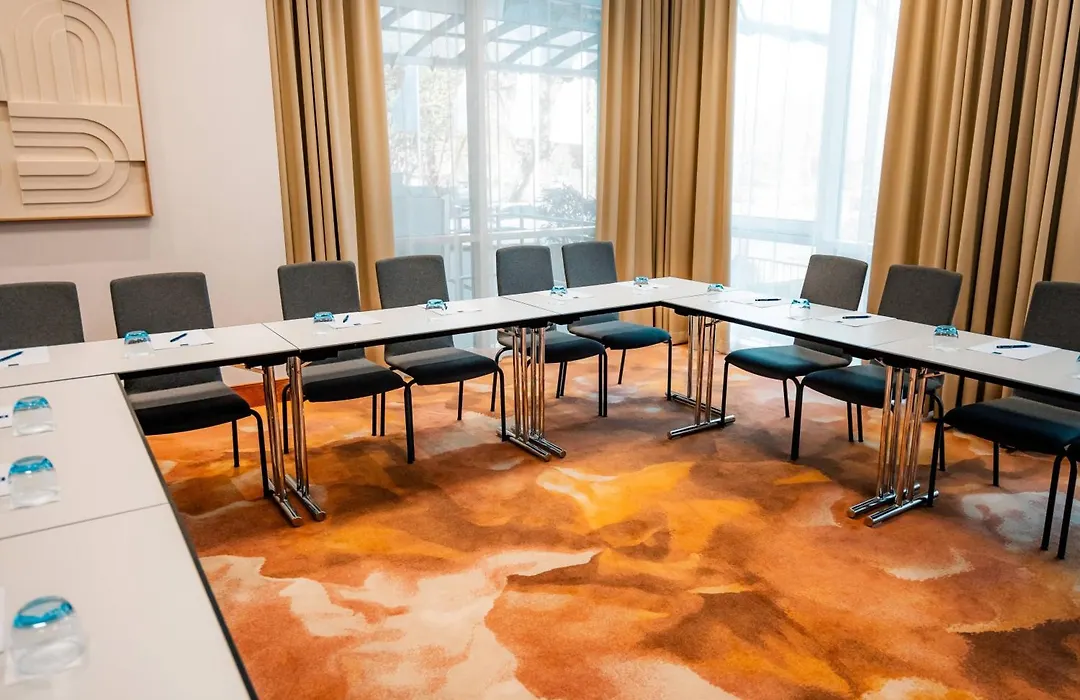 Dorint Kongresshotel Duesseldorf/Neuss-1