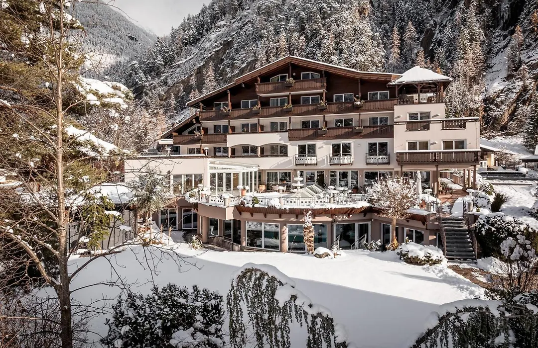 Hotel Rita-1
