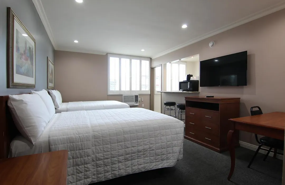 Dunes Inn - Wilshire (Adults Only)-1