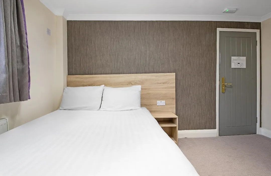 Oyo 24 Sussex, London Paddington-1