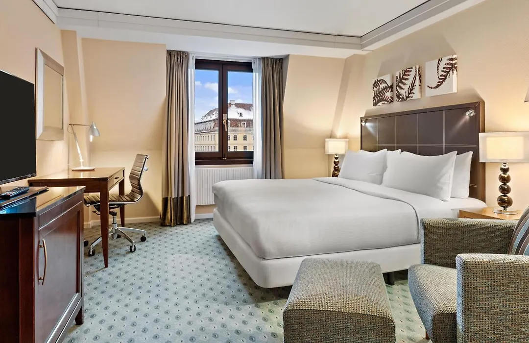 Hilton Dresden An Der Frauenkirche-1