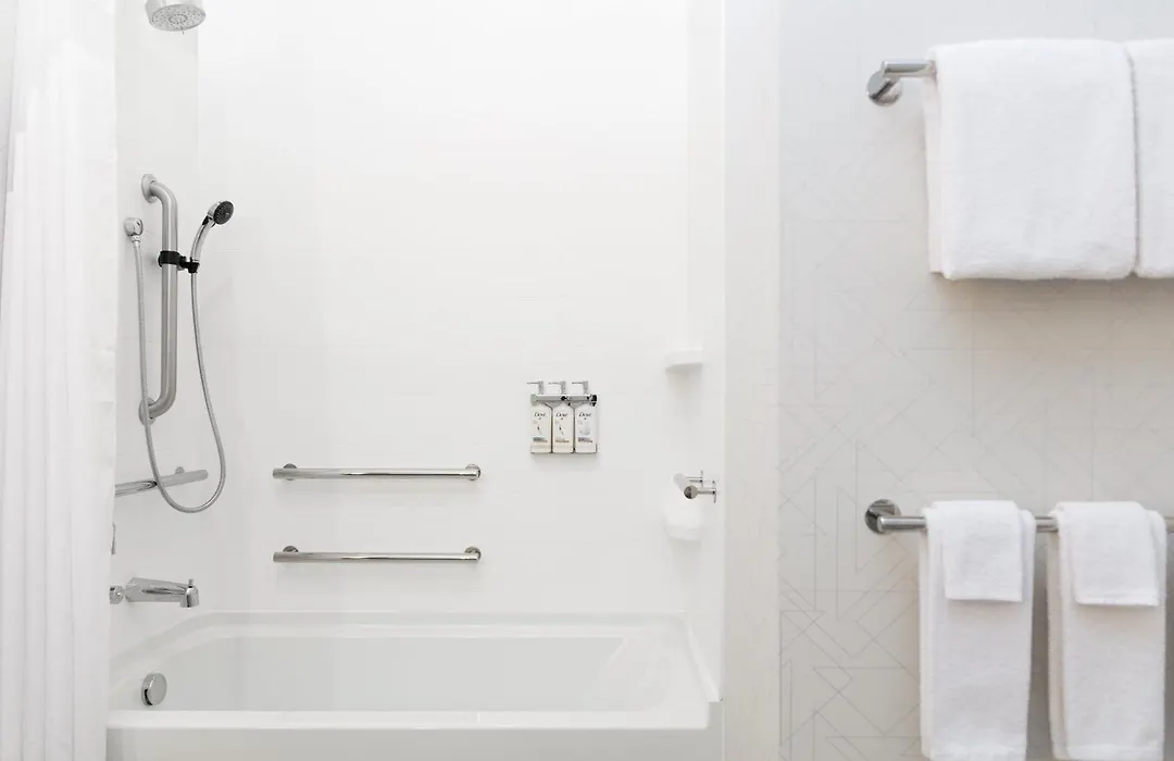 Townhome Inn & Suites By Ihg-1