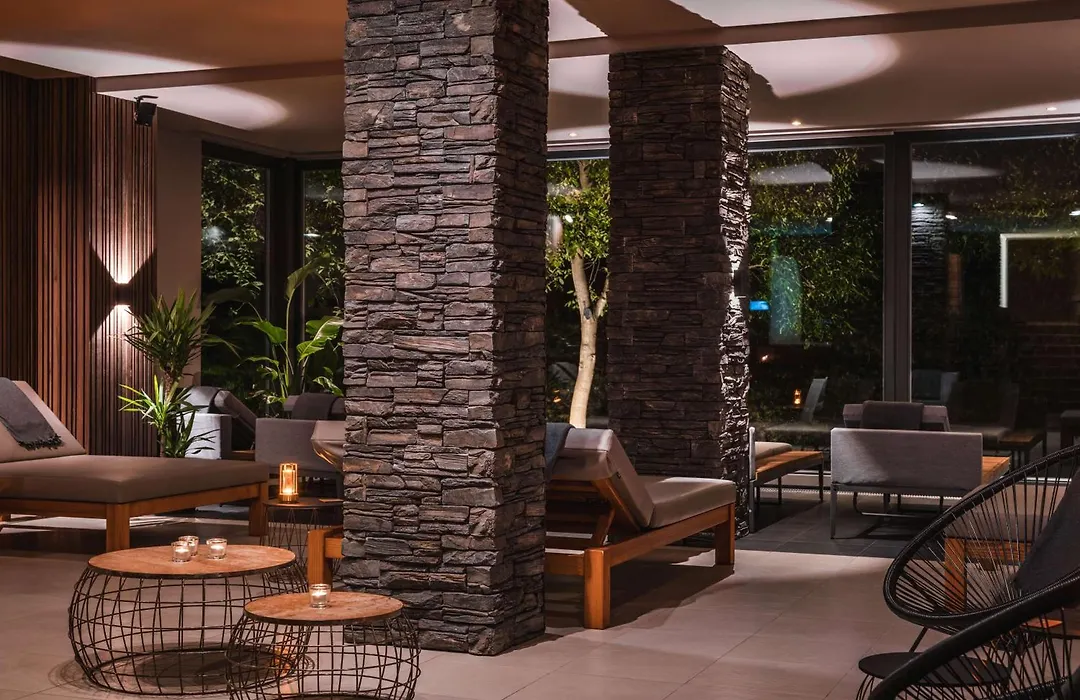 Volcano Spa Hotel-1
