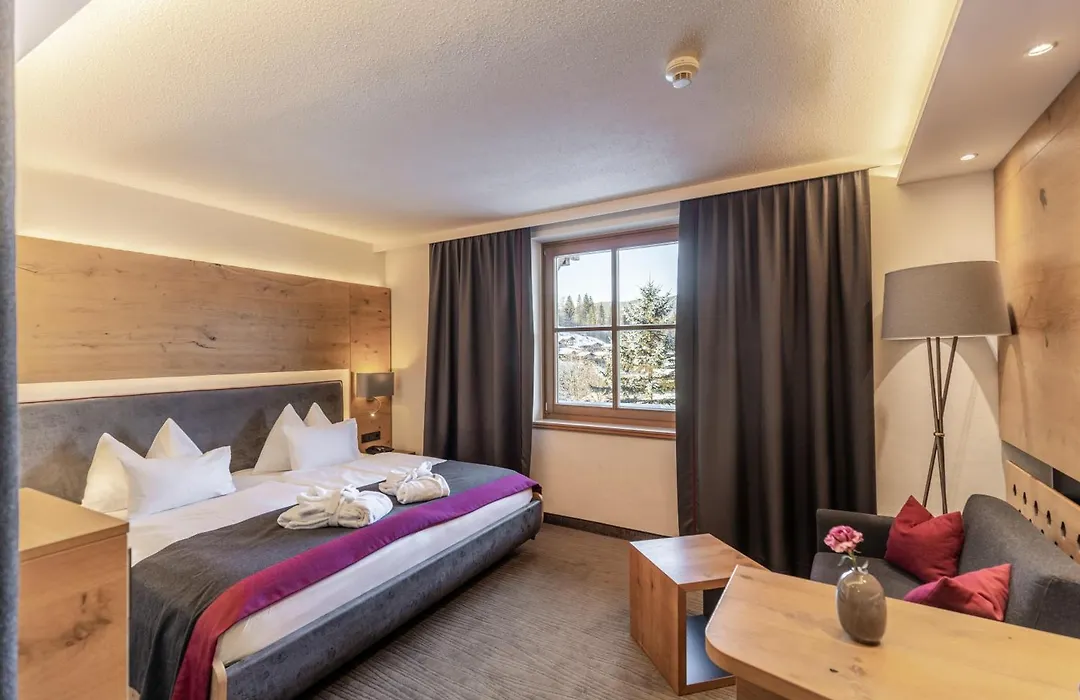 Sporthotel Wagrain-1