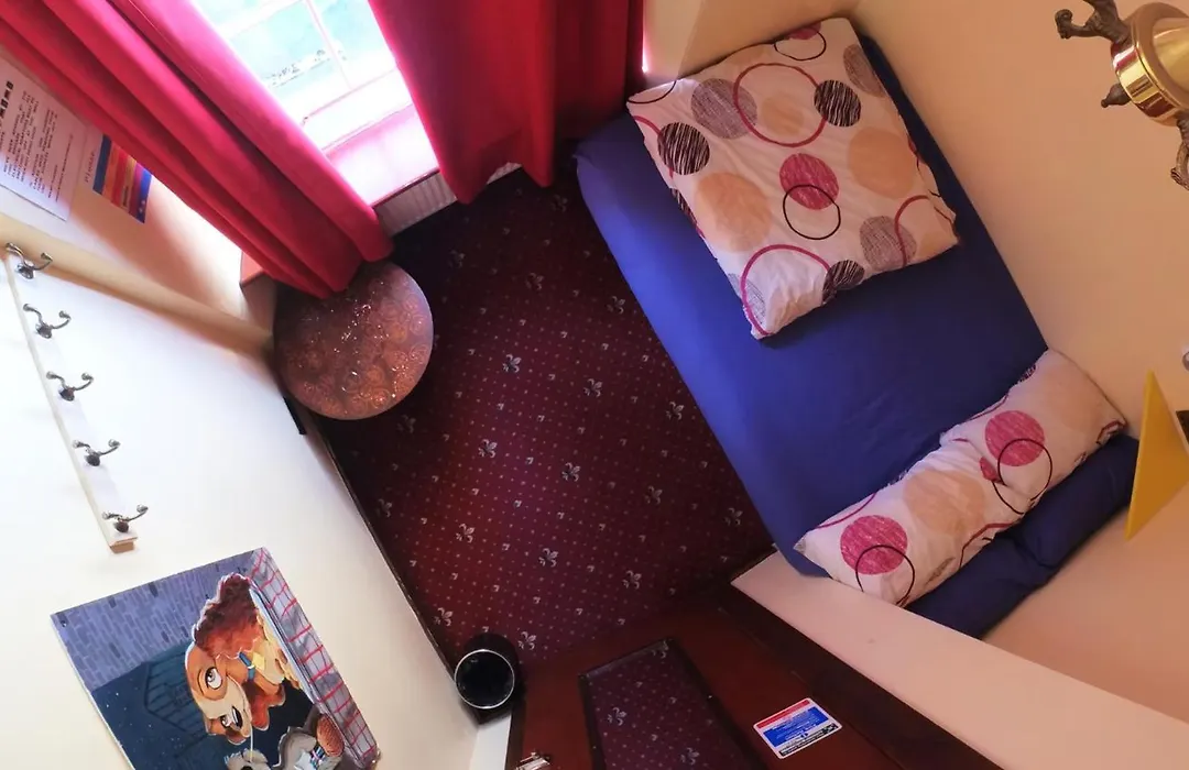 High Street Hostel - Over 18S Only, Backpackers Atmosphere (Adults Only)-1