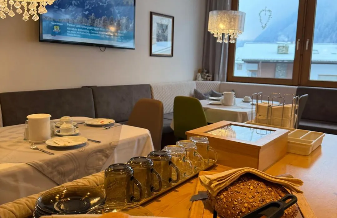 Hotel Garni Jennewein-1